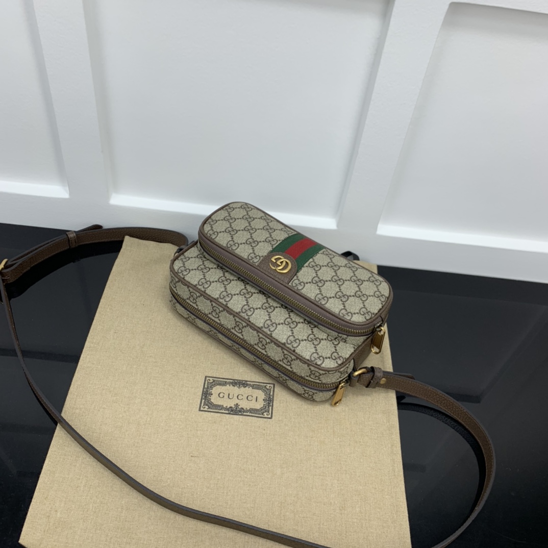 Gucci Satchel Bags